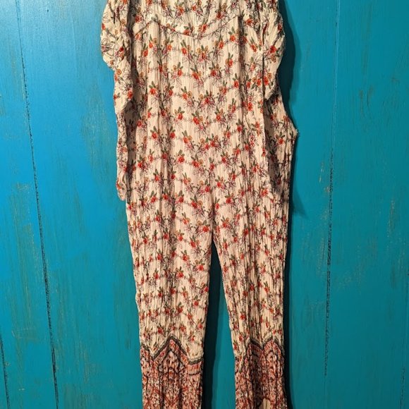Patrons of Peace Floral Jumpsuit - Picture 2 of 3